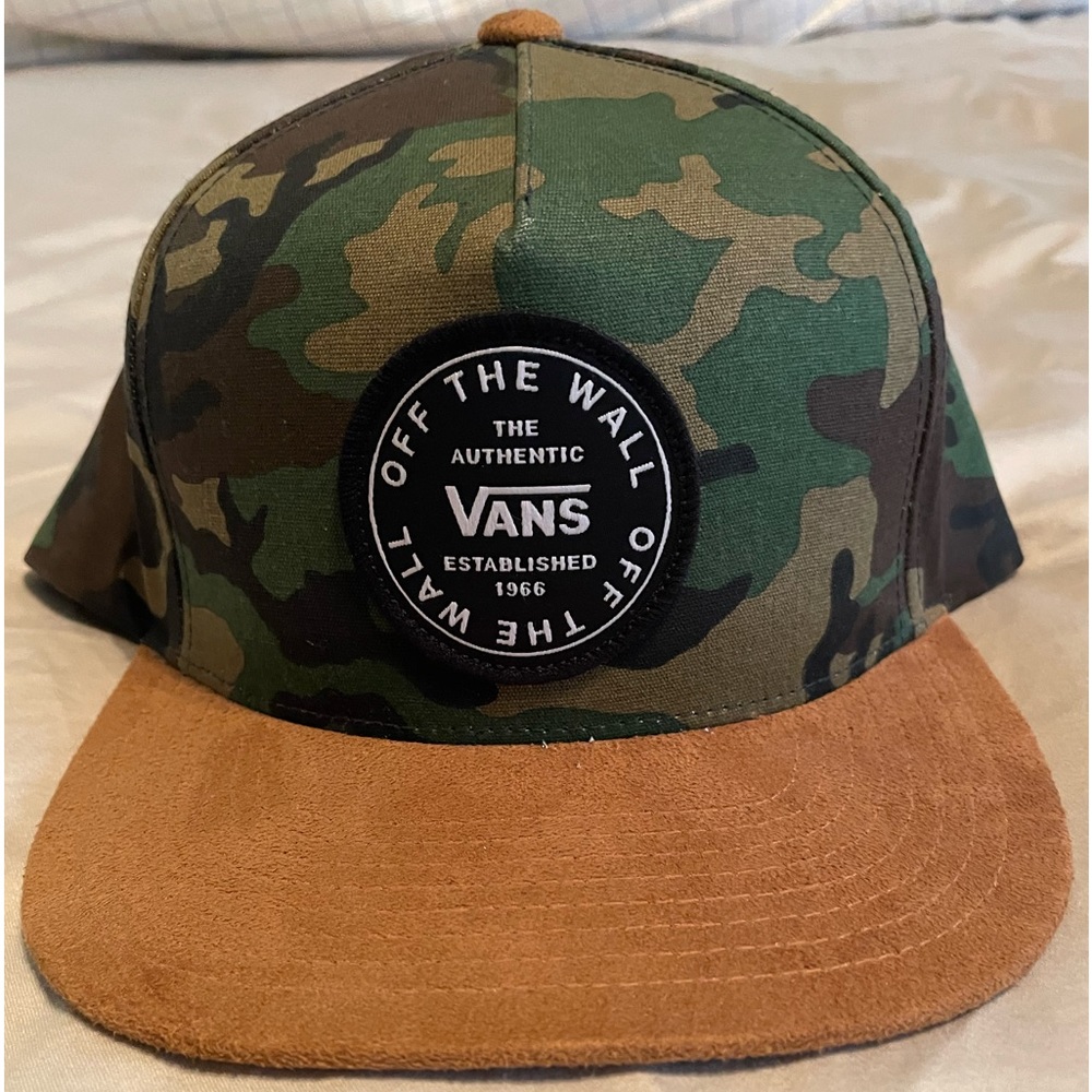 Used Vans cap camo top and suede bill